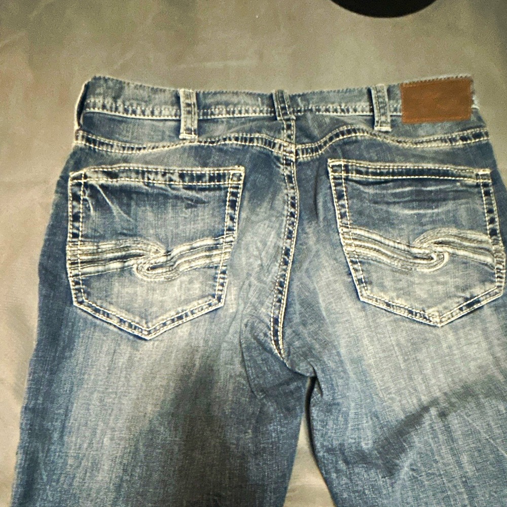 NWOT Silver Jeans Relaxed Fit Jeans Mens Size 34 Medium Wash Denim 5-Pocket